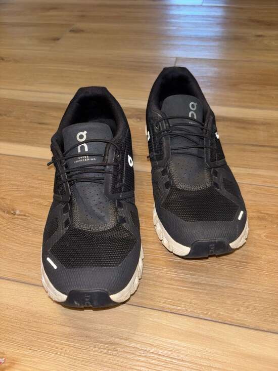 On Running Other - On Running Cloud 5 All-Black Performance Running Shoes